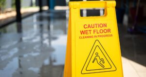 Can I File a Minneapolis Slip-and-Fall Claim if There Was a ‘Wet Floor’ Sign?